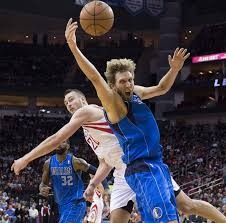 迈阿密国际夺美职联冠军，梅西淡定队友狂欢